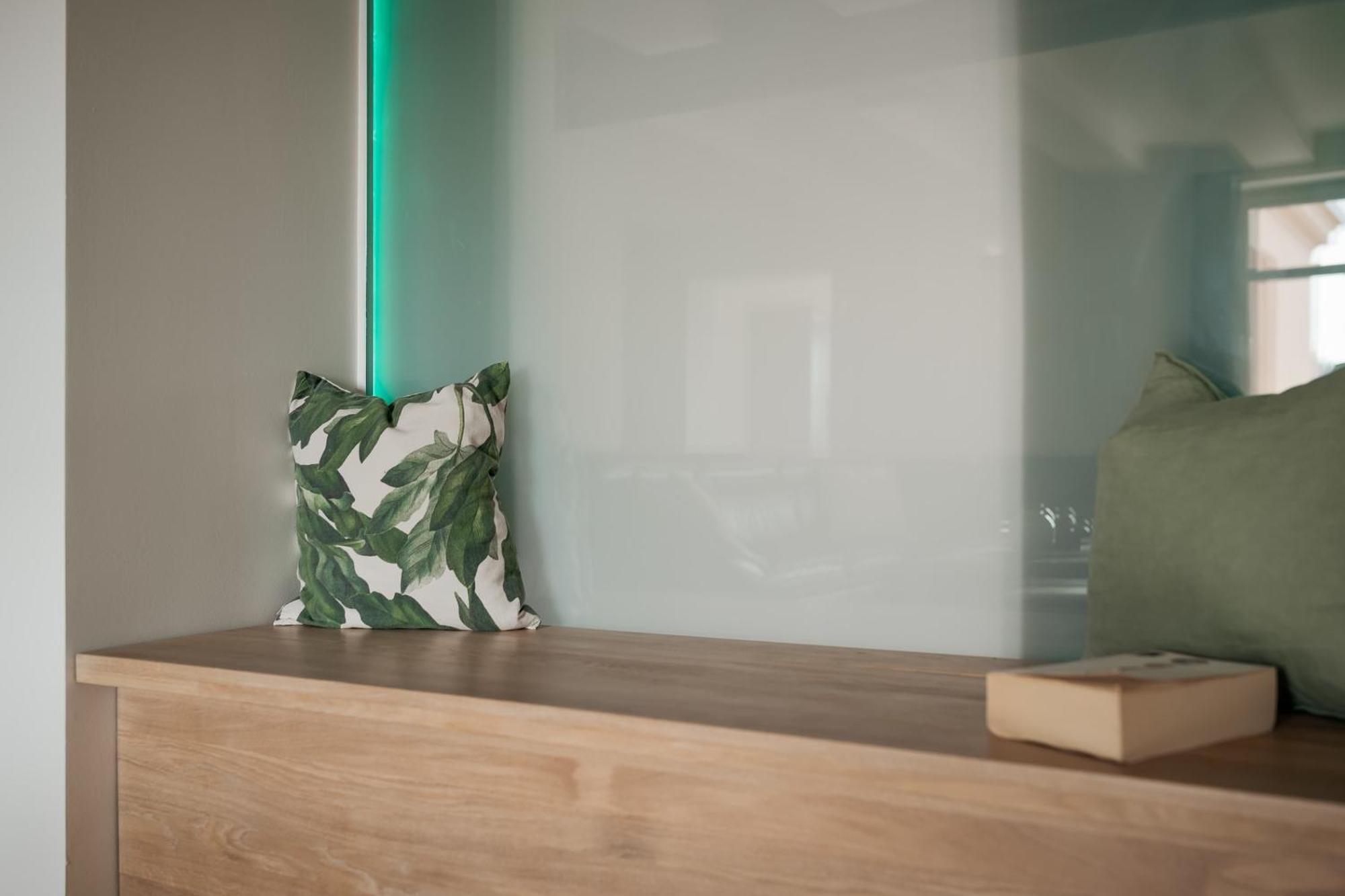 Dot 3 Bdr Apartment With Tyn Cathedral View & Ac Praga Esterno foto