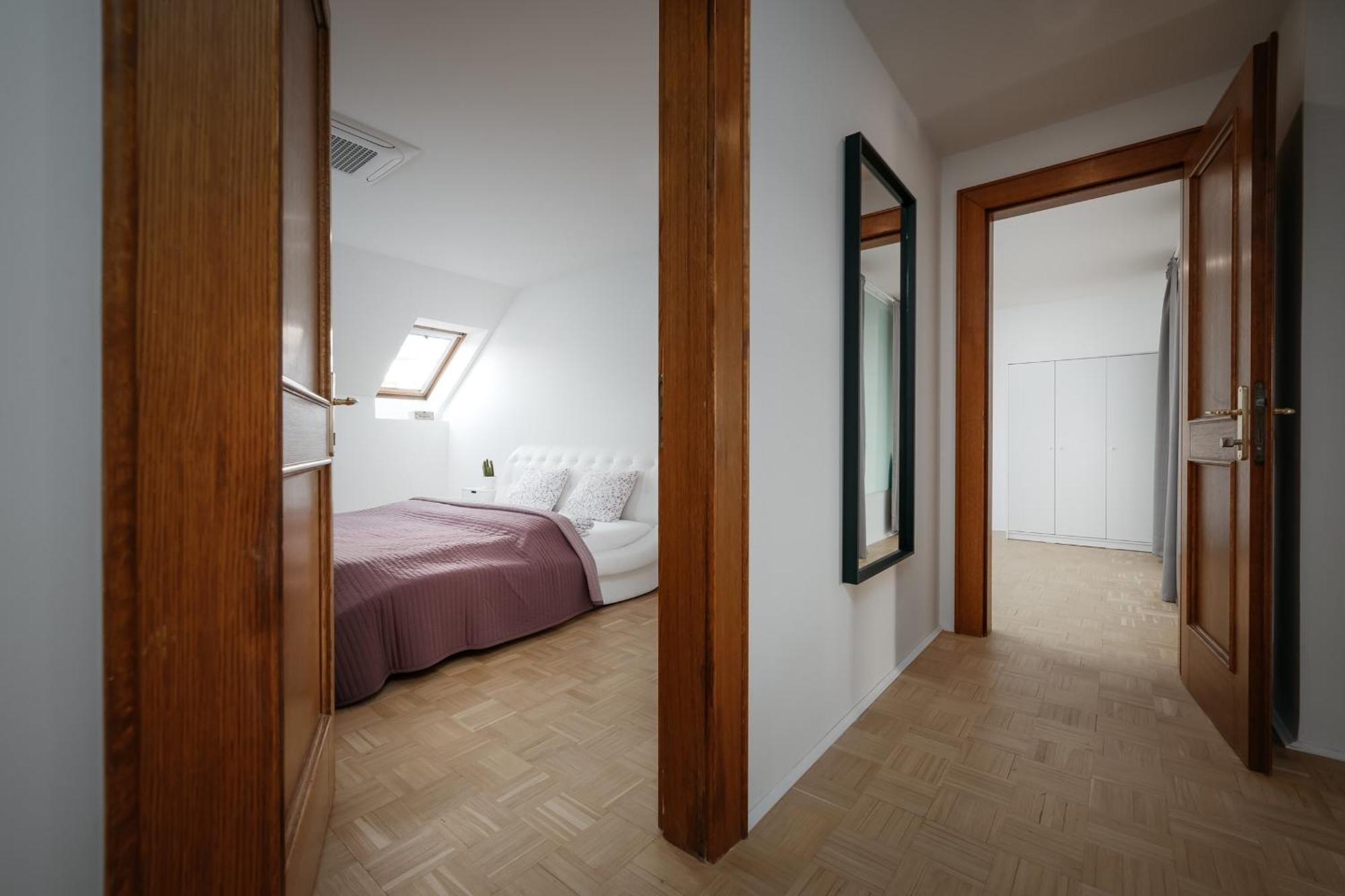 Dot 3 Bdr Apartment With Tyn Cathedral View & Ac Praga Esterno foto